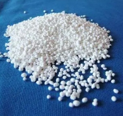 良い価格 塩化カルシウムの餌は薄片の不凍剤の雪の溶ける代理店のCaCl2 CAS 10043-52-4を粉にする オンライン